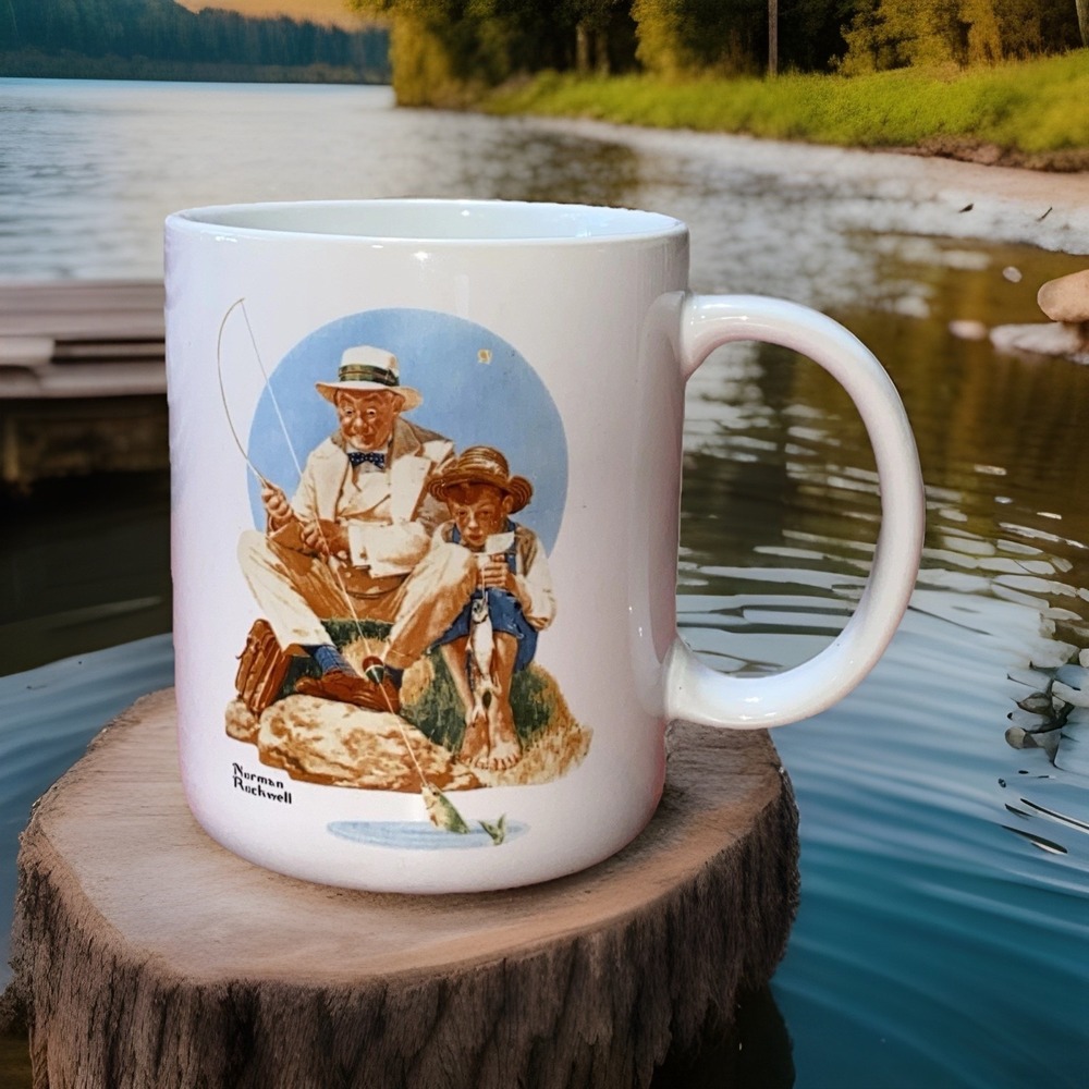 Vintage Norman Rockwell Mug Museum Collections "Catching‎ The Big One" 1987